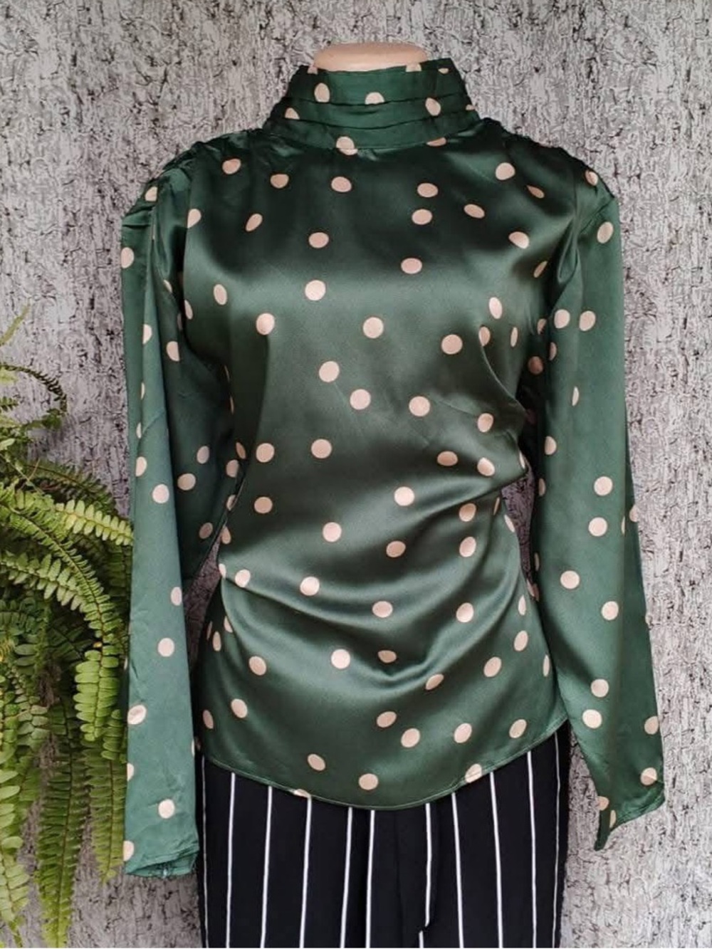 Zara Polka Dot Green Women's Top L